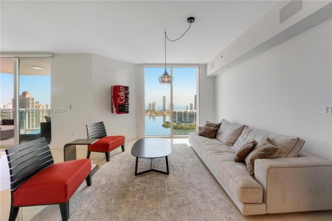 Condominio en venta en Aventura, Florida, 4 dormitorios, 328.22 m2 № 2000549 - foto 3