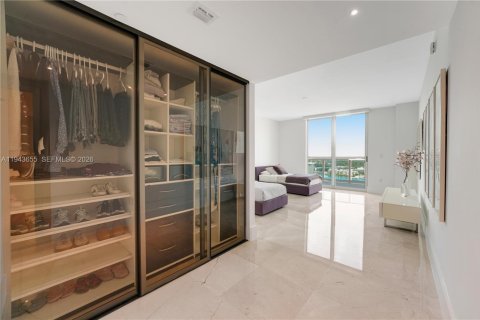 Condominio en venta en Aventura, Florida, 4 dormitorios, 328.22 m2 № 2000549 - foto 29