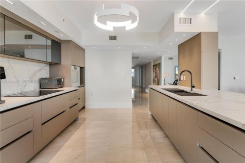 Condominio en venta en Aventura, Florida, 4 dormitorios, 328.22 m2 № 2000549 - foto 9