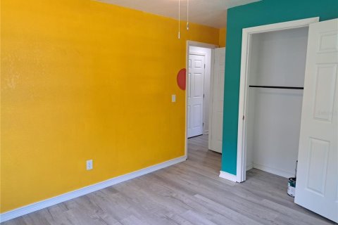 Villa ou maison à louer à Wildwood, Floride: 3 chambres, 147.99 m2 № 1870145 - photo 22