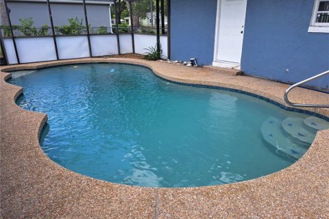 Villa ou maison à louer à Wildwood, Floride: 3 chambres, 147.99 m2 № 1870145 - photo 29