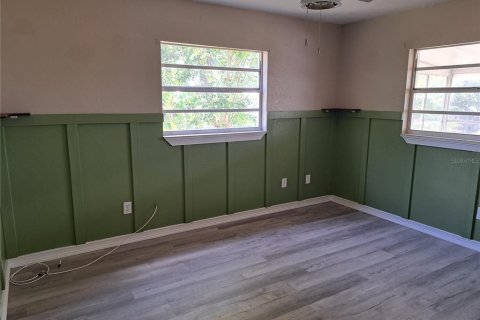 Villa ou maison à louer à Wildwood, Floride: 3 chambres, 147.99 m2 № 1870145 - photo 23