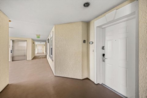 Condominio en venta en Four Corners, Florida, 3 dormitorios, 151.43 m2 № 2211783 - foto 15