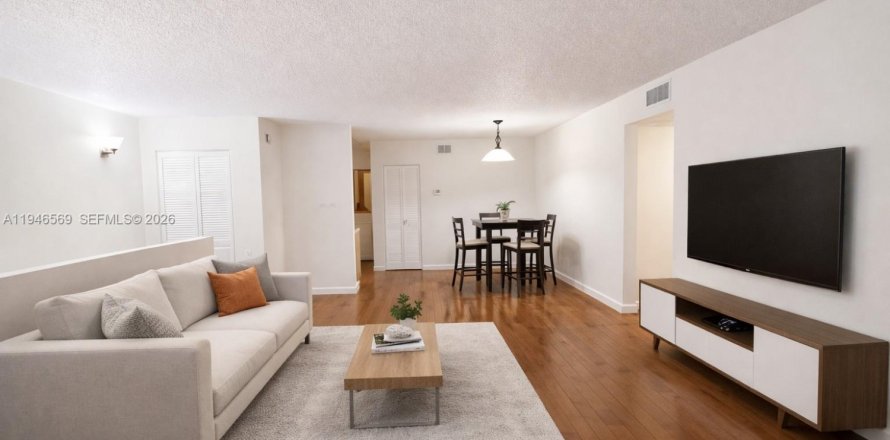 Condo in Pompano Beach, Florida, 2 bedrooms  № 2002815