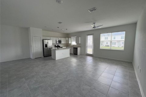 Touwnhouse à louer à Davenport, Floride: 3 chambres, 173.17 m2 № 2359019 - photo 4