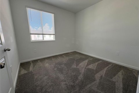 Touwnhouse à louer à Davenport, Floride: 3 chambres, 173.17 m2 № 2359019 - photo 18