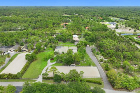 House in Loxahatchee Groves, Florida 4 bedrooms, 309.09 sq.m. № 2247148 - photo 3