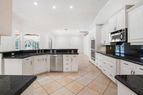 House in Loxahatchee Groves, Florida 4 bedrooms, 309.09 sq.m. № 2247148 - photo 18