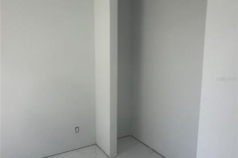 Villa ou maison à vendre à Port Charlotte, Floride: 3 chambres, 170.85 m2 № 2310282 - photo 12