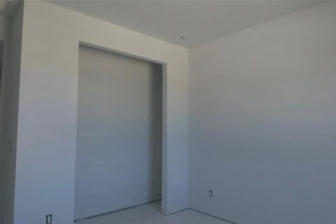 Villa ou maison à vendre à Port Charlotte, Floride: 3 chambres, 170.85 m2 № 2310282 - photo 13