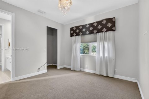 Villa ou maison à vendre à Palm Beach Gardens, Floride: 5 chambres, 312.62 m2 № 1985725 - photo 28