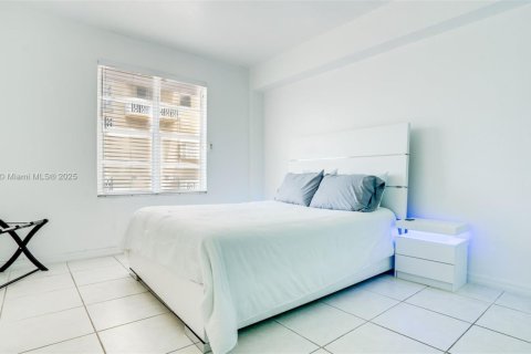 Condominio en venta en Miami Beach, Florida, 1 dormitorio, 42.83 m2 № 1742248 - foto 9