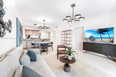 Condo in Miami, Florida, 1 bedroom  № 1978349 - photo 5