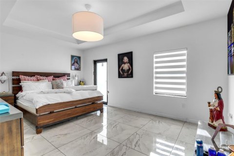 Купить виллу или дом в Майами, Флорида 5 спален, 260.96м2, № 2048665 - фото 22
