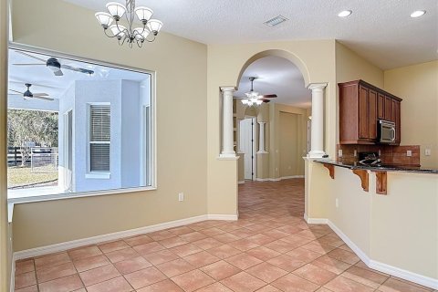 Casa en venta en Fruitland Park, Florida, 3 dormitorios, 274.53 m2 № 2150896 - foto 24