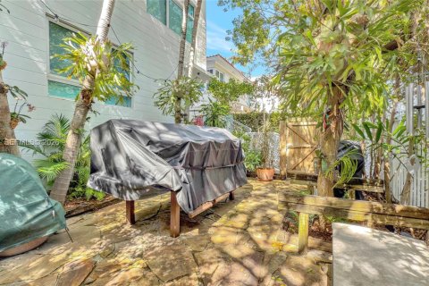 Купить кондоминиум в Майами-Бич, Флорида 2 спальни, 132.66м2, № 1995260 - фото 28