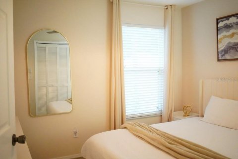 House in Kissimmee, Florida 4 bedrooms, 174.1 sq.m. № 2230072 - photo 11