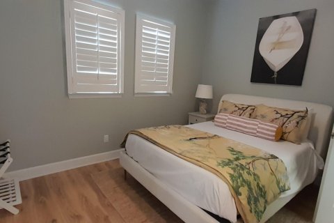 Adosado en alquiler en Fort Pierce, Florida, 3 dormitorios, 140.93 m2 № 1162041 - foto 1