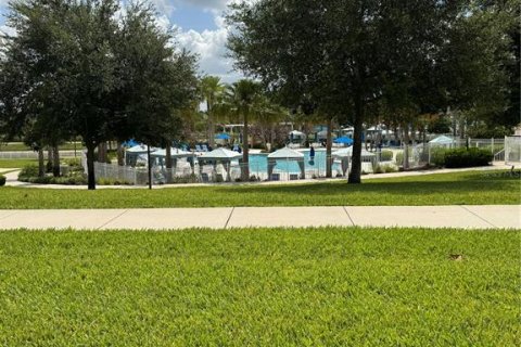 Villa ou maison à vendre à Kissimmee, Floride: 6 chambres, 277.5 m2 № 2196374 - photo 10