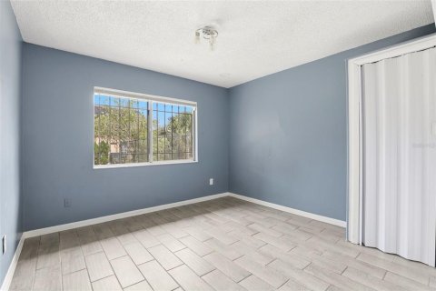 Condo in Orlando, Florida, 2 bedrooms № 2092227 - photo 17