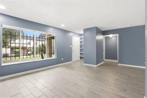 Condo in Orlando, Florida, 2 bedrooms № 2092227 - photo 6