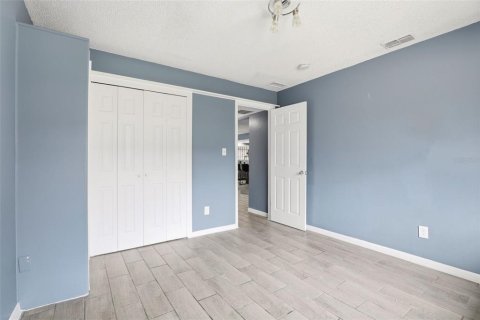 Condo in Orlando, Florida, 2 bedrooms № 2092227 - photo 18