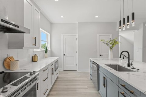 Adosado en alquiler en Tampa, Florida, 4 dormitorios, 189.33 m2 № 1837302 - foto 11