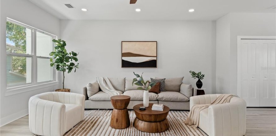Touwnhouse à Tampa, Floride 4 chambres, 189.33 m2 № 1837302