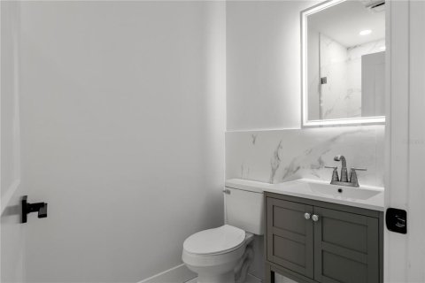 Adosado en alquiler en Tampa, Florida, 4 dormitorios, 189.33 m2 № 1837302 - foto 6