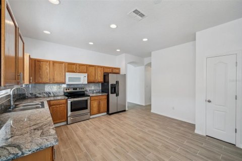 Villa ou maison à vendre à Hudson, Floride: 4 chambres, 231.79 m2 № 1654272 - photo 9