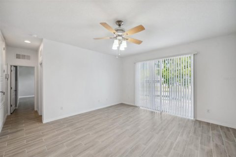 Villa ou maison à vendre à Hudson, Floride: 4 chambres, 231.79 m2 № 1654272 - photo 15