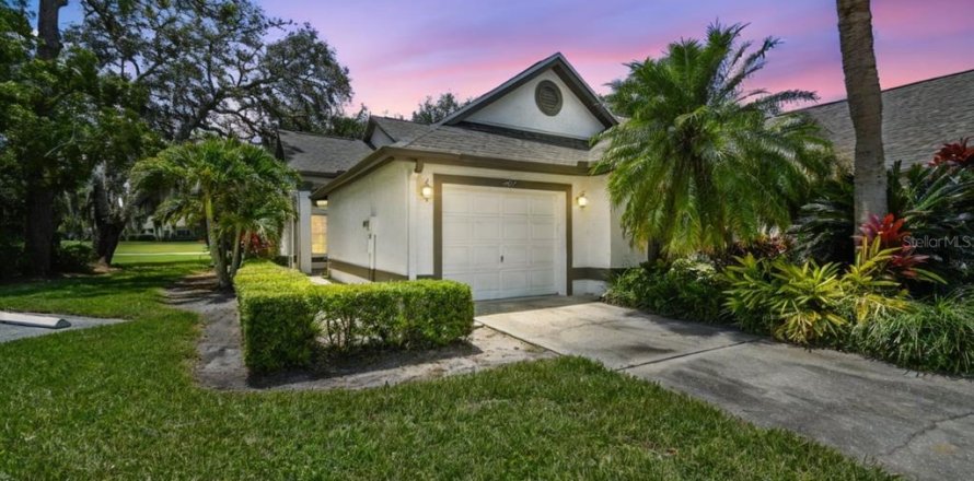 Condominio en New Port Richey, Florida, 3 dormitorios  № 1840354