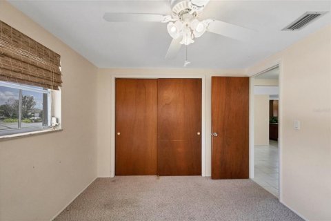 Villa ou maison à vendre à Englewood, Floride: 2 chambres, 72.19 m2 № 2403344 - photo 9