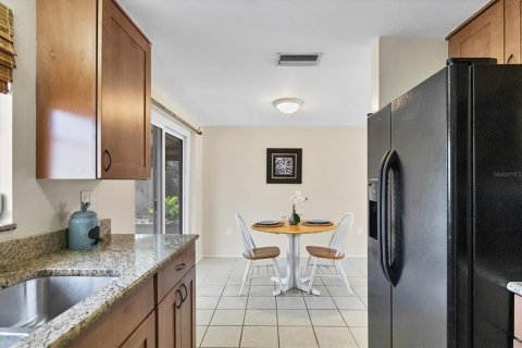Villa ou maison à vendre à Englewood, Floride: 2 chambres, 72.19 m2 № 2403344 - photo 4