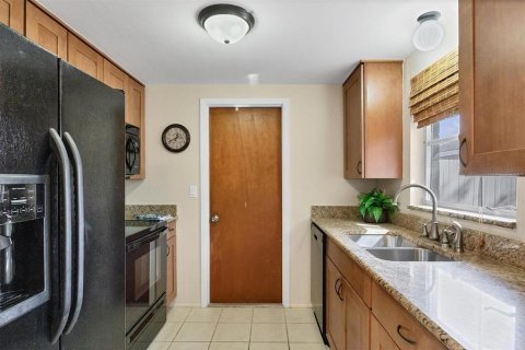 Villa ou maison à vendre à Englewood, Floride: 2 chambres, 72.19 m2 № 2403344 - photo 30