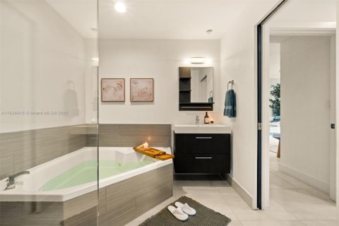 Copropriété à louer à Doral, Floride: 2 chambres, 104.98 m2 № 2256438 - photo 21