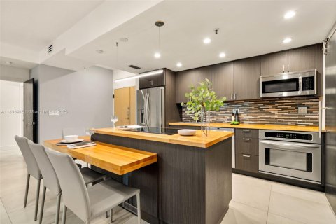 Copropriété à louer à Doral, Floride: 2 chambres, 104.98 m2 № 2256438 - photo 11