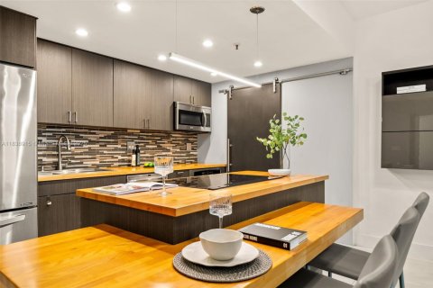 Copropriété à louer à Doral, Floride: 2 chambres, 104.98 m2 № 2256438 - photo 8
