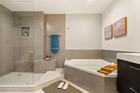 Copropriété à louer à Doral, Floride: 2 chambres, 104.98 m2 № 2256438 - photo 16