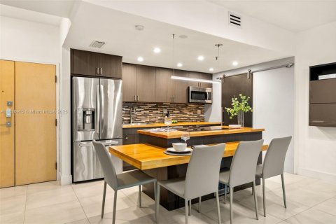 Copropriété à louer à Doral, Floride: 2 chambres, 104.98 m2 № 2256438 - photo 5
