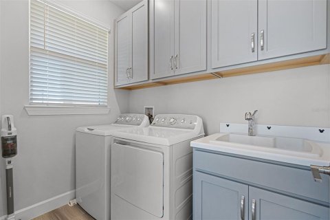Villa ou maison à vendre à Kissimmee, Floride: 2 chambres, 126.9 m2 № 1793376 - photo 18