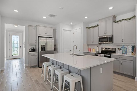 Villa ou maison à vendre à Kissimmee, Floride: 2 chambres, 126.9 m2 № 1793376 - photo 11