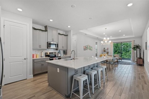 Villa ou maison à vendre à Kissimmee, Floride: 2 chambres, 126.9 m2 № 1793376 - photo 6