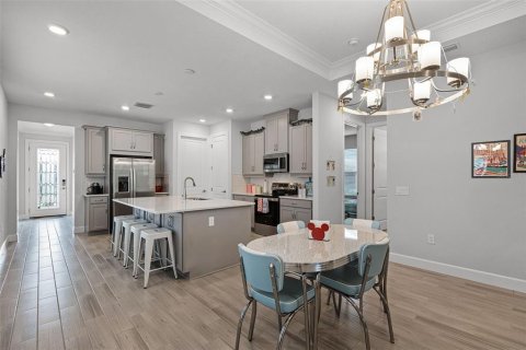 Villa ou maison à vendre à Kissimmee, Floride: 2 chambres, 126.9 m2 № 1793376 - photo 15