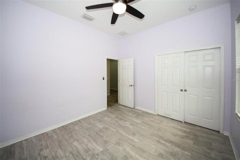 Villa ou maison à louer à Holiday, Floride: 4 chambres, 232.07 m2 № 2423803 - photo 13