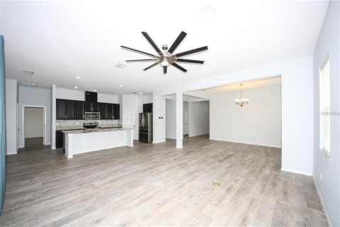 Villa ou maison à louer à Holiday, Floride: 4 chambres, 232.07 m2 № 2423803 - photo 7