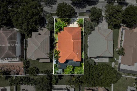 Villa ou maison à vendre à Miramar, Floride: 4 chambres, 285.86 m2 № 1921200 - photo 6