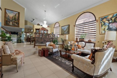 Villa ou maison à vendre à Miramar, Floride: 4 chambres, 285.86 m2 № 1921200 - photo 11