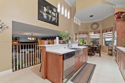 Villa ou maison à vendre à Miramar, Floride: 4 chambres, 285.86 m2 № 1921200 - photo 18