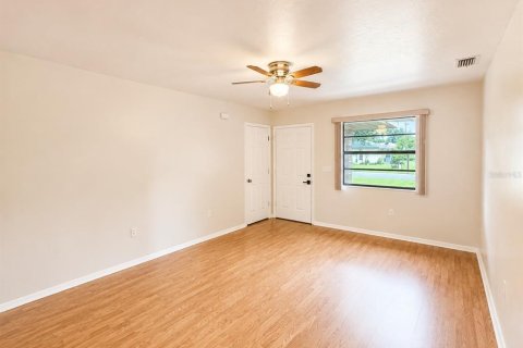 House in Sebring, Florida 3 bedrooms, 144.83 sq.m. № 2275532 - photo 3
